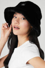 Faux Fur Bucket Hat – Black - Image 4