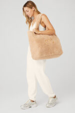 Foxy Sherpa Tote – Camel - Image 2