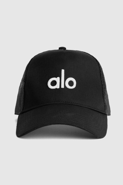 District Trucker Hat – Black/White