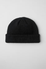 Notable Beanie – Black/Black - Image 4