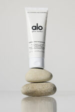Invisible Mineral Body SPF - Image 2
