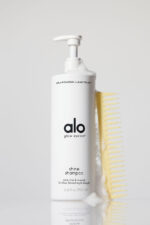 Clean Shine Shampoo - Image 4