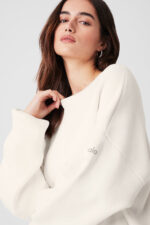 Scholar Crew Neck Sweater – Ivory