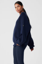 Scholar Crew Neck Sweater – Navy