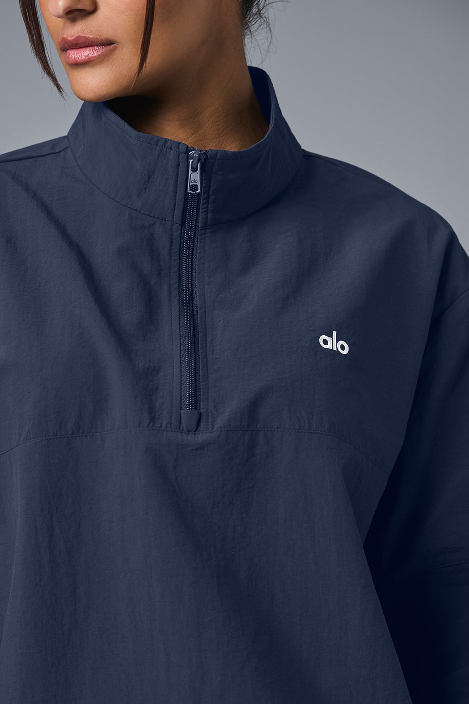 M3259R_03842_b1_s1_a3_1_m161 Light Weight Takeaway Track Pullover – Navy - Image 1