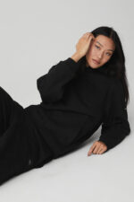 Renown Heavy Weight Hoodie – Black - Image 4
