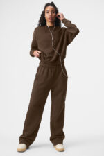 Accolade Crew Neck Pullover – Espresso