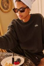 Accolade Crew Neck Pullover – Espresso - Image 4