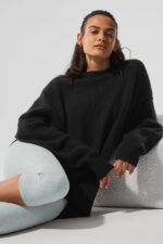 New Class Cashmere Crewneck Sweater – Black - Image 4
