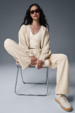 Accolade Straight Leg Sweatpant – Oat Milk - Image 2