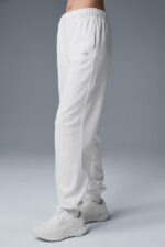 Accolade Sweatpant – White