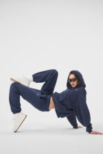 Accolade Sweatpant – Navy