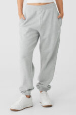 Cuffed Renown Heavy Weight Sweatpant – Athletic Heather Grey - Image 3
