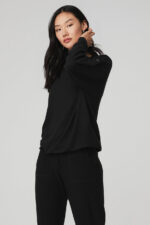 Soho Pullover – Black