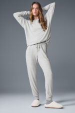 Soho Pullover – Athletic Heather Grey - Image 2