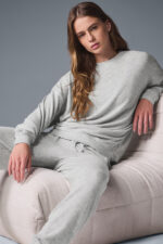 Soho Pullover – Athletic Heather Grey - Image 3