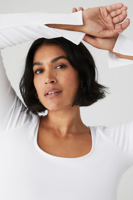 Alosoft Ribbed Show Stopper Long Sleeve Top – White