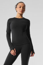 Airbrush Winter Warm Nocturne Long Sleeve – Black