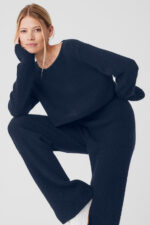 Cashmere Plush Waffle Cropped Long Sleeve – Navy - Image 4