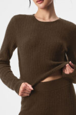 Cashmere Plush Waffle Cropped Long Sleeve – Espresso