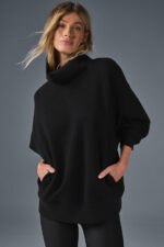Hazy Mock Neck Pullover – Black