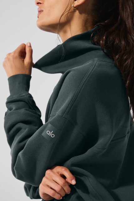 Hazy Mock Neck Pullover – Charcoal Green