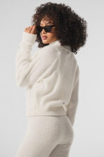 Cashmere Plush Waffle 1/4 Zip Pullover – Ivory - Image 3