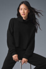 Cashmere Plush Waffle Turtleneck Pullover – Black - Image 2