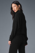 Cashmere Plush Waffle Turtleneck Pullover – Black - Image 4