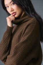 Cashmere Plush Waffle Turtleneck Pullover – Espresso - Image 2