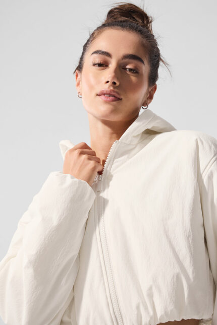 Cropped Mountain Peak Full-Zip Hoodie – Ivory