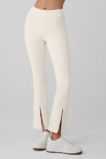 Airbrush High-Waist 7/8 Flutter Legging – Ivory