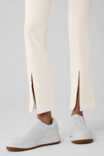 Airbrush High-Waist 7/8 Flutter Legging – Ivory - Image 3