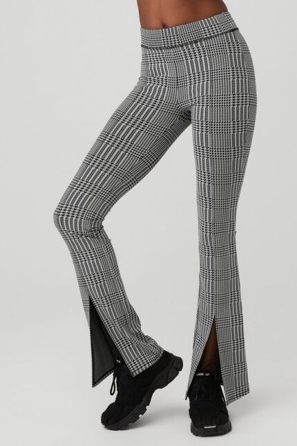 Jacquard High-Waist Glenplaid Flutter Legging – Titanium/Black