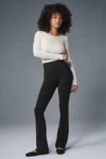 Airbrush High-Waist Kick-Back Legging – Black - Image 5