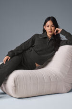 Cashmere High-Waist Plush Waffle Pant – Dark Heather Grey - Image 3