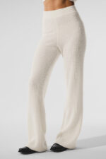 Cashmere High-Waist Plush Waffle Pant – Ivory - Image 4