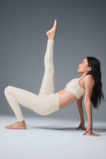 Airbrush High-Waist Heart Throb Legging – Oat Milk/White