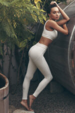 Airbrush High-Waist Heart Throb Legging – Oat Milk/White - Image 2