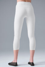 High-Waist Airbrush Capri – White