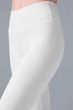 High-Waist Airbrush Capri – White - Image 4