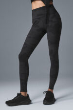 High-Waist Camo Vapor Legging – Black Camouflage - Image 4