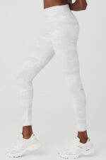 High-Waist Camo Vapor Legging – White Camouflage - Image 2