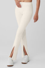 Airbrush High-Waist Flutter Legging – Ivory