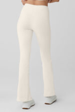 Airbrush High-Waist Flutter Legging – Ivory - Image 2