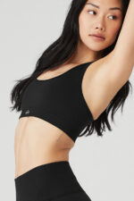 Seamless Ribbed Bra – Black