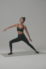 Airlift Strength Extreme High-Waist 7/8 Legging – Espresso - Image 3